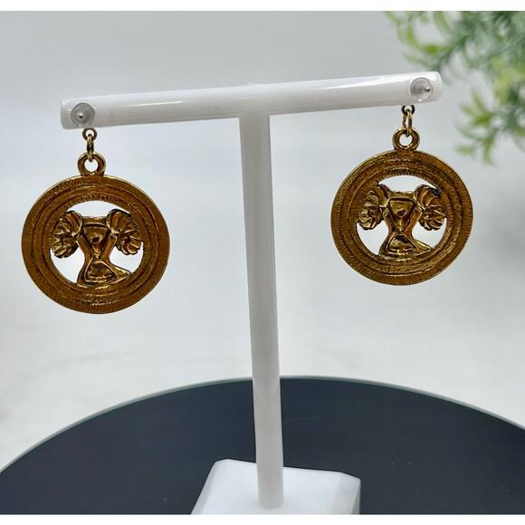 Avon Aries Ram Zodiac March Vintage Pierced Gold Tone Dangling Earrings - Picture 2 of 8